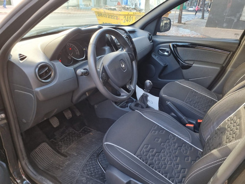 Renault Duster Oroch 2.0 Hilton Motors Co (descuenta Iva)