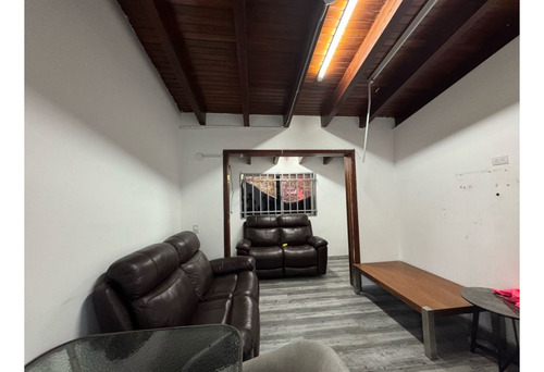 Se Vende Casa Comercial 297m2 Chuao 3134