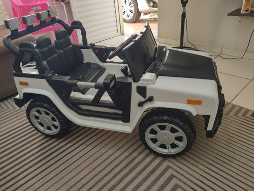 Carrinho Elétrico Infantil Marca Jeep Com Controle