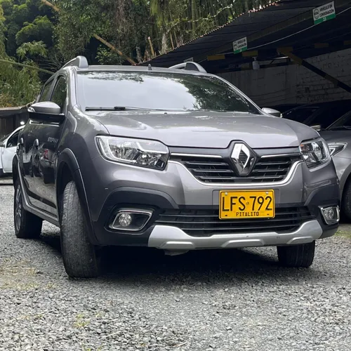 Renault Stepway INTENS MT 1.6CC 2023
