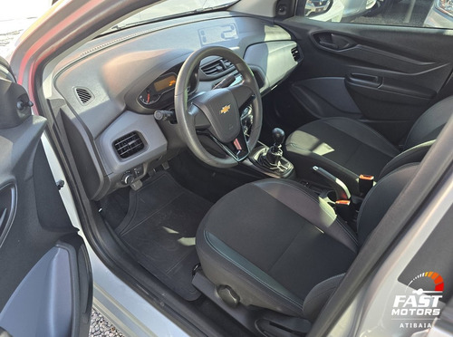 Chevrolet Onix plus JOY BLACK 1.0