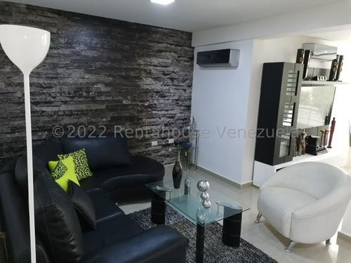 Imagen 14 de 28 de Hermoso Th De Esquina, Con Acabados De Primera. Comodas Habitaciones Con Closet, Hermosa Cocina Completamente Equipada, Amplio Patio Con Caney, 3 Puestos De Estacionamiento Techados