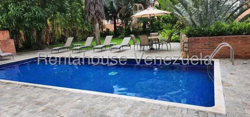 Apartamento En Venta En Campo Alegre 25-13935 Yf
