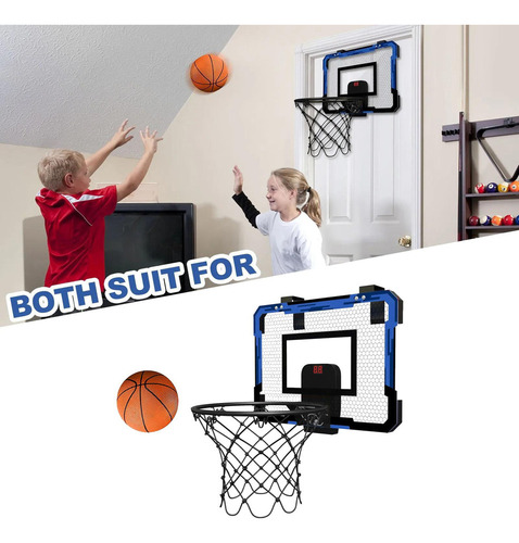 Aro De Baloncesto De La Habitación De La Puerta Con Azul