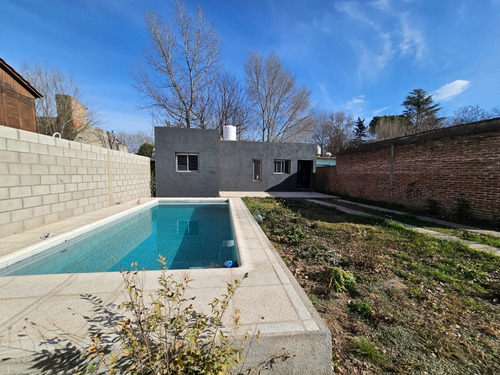 Venta Casa A Estrenar Con Piscina Sobre Colectora Ruta 73