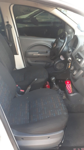 Fiat Uno 2015 1.0 Vivace Flex 5p