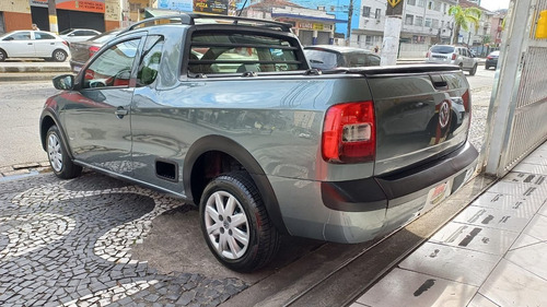 Imagem 4 de 10 de Volkswagen Saveiro 1.6 Mi Trend Ce 8v G.v