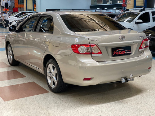 Toyota Corolla 2.0 16v Xei Flex Aut. 4p