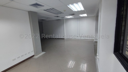 Imagen 7 de 21 de Tibizay Diaz Vende Casa En Los Palos Grandes Mls #23-13126 Hf