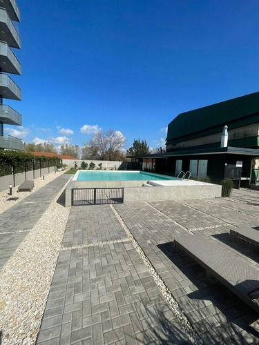 Imagen 5 de 18 de Departamento En Venta De 4 Ambientes En Tigre