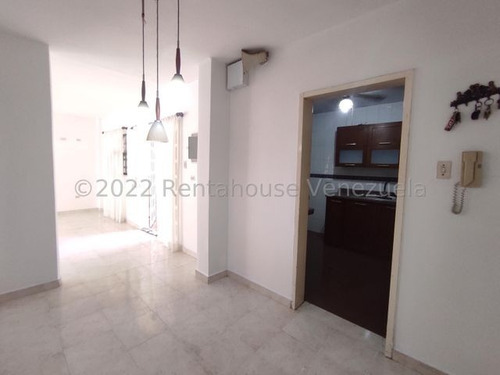 Imagen 10 de 28 de Hermoso Townhouse Urb. Las Bungavillas El Limón Sector El Progreso 23-12617 Ejc 04243439046