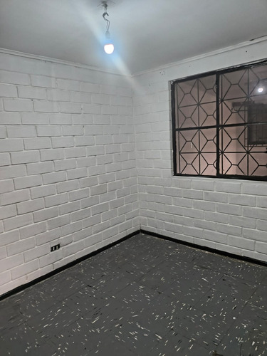 Casa Bismuto Metro Zapadores 3d 1b 2e Patio.
