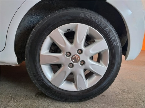 Nissan March 1.6 Sv 16v Flex 4p Manual