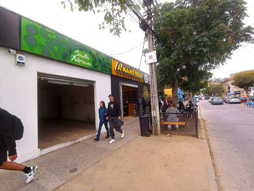 Local Especial Rubro Comida - Calle 12 Norte / A Pasos Unab