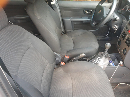 Imagem 8 de 14 de Fiat Palio Essence 1.6 16v (flex)
