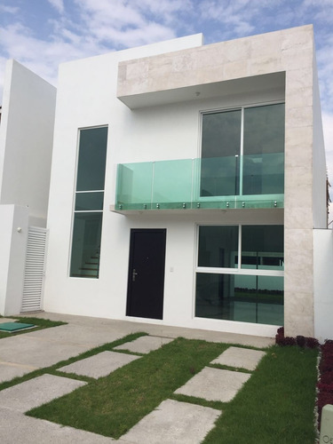 Imagen 1 de 11 de Casa En Venta Vista Marqués / Lomas De Angelópolis / Puebla