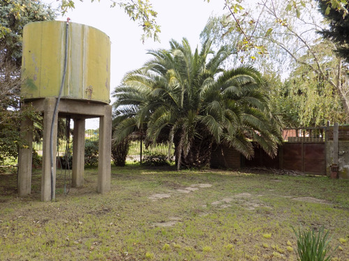 Casa Quinta, De 4 Hectareas Con 2 Viviendas Con Cochera, Deposito, Parque Y Parrilla