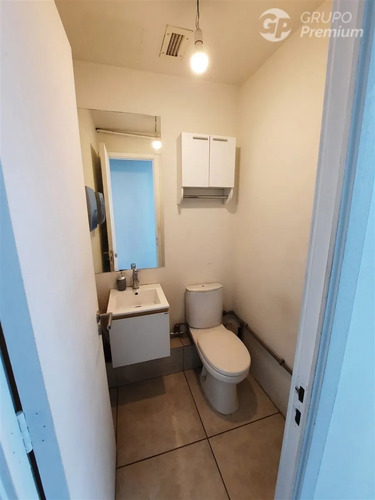 Oficina En Arriendo En Metro Plaza Egaña 60m2