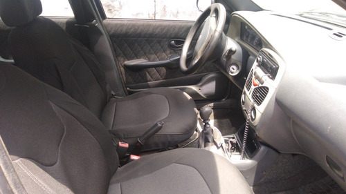 Imagem 1 de 6 de Fiat Palio Weekend 2001 1.0 16v Elx 5p
