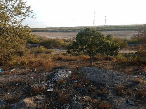 Imagen 1 de 12 de Terreno En Venta La Sirena A Pie De Carretera