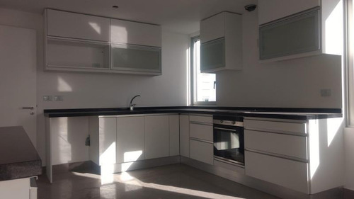 Imagen 11 de 27 de Venta Piso Torre Renoir Ii - Edificio Sol - Puerto Madero