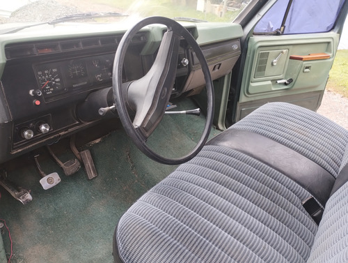 F100 Custom V8 302