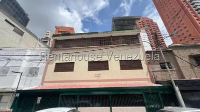 Edificio en alquiler