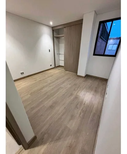Venta De Penthouse En Laureles, Piso Con Terraza Y Jacuzzi, Medellín