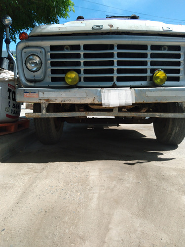 Ford 7.000 Y Cabina Dormitorio