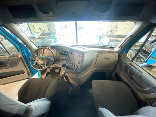 Imagen 8 de 11 de Freightliner Cascadia 2014 Nacional 3 Meses De Garantia