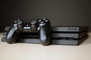 Consola Ps4 Pro 1tb De Disco Duro, Gráficos 4k, Control, Cab