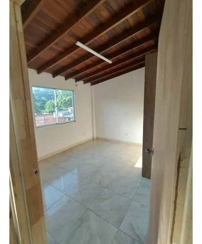 Apartamento Duplex Piso 3 Y 4 En Calatrava - Itagui