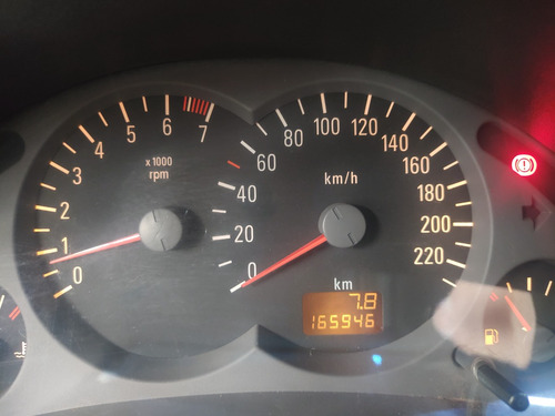Chevrolet Corsa Sedan 1.8 Maxx Flex Power 4p
