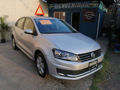 Imagen 2 de 12 de Volkswagen Vento