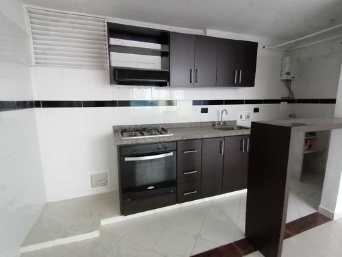Imagen 4 de 13 de En Venta Económico Apartamento Provenza Bucaramanga 3 Habitaciones