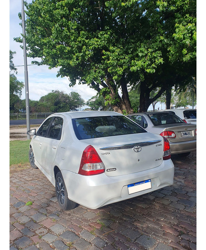 Toyota Etios 1.5 Sedan Xls