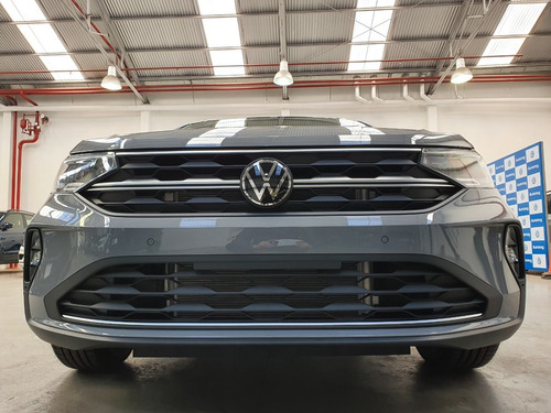 Imagen 25 de 25 de Volkswagen Nivus Highline At 200 Tsi My22 Dcolores