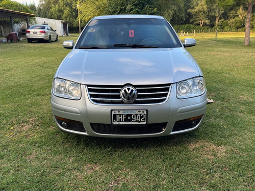 Volkswagen Bora 1.8 Highline T Tiptronic Cuero