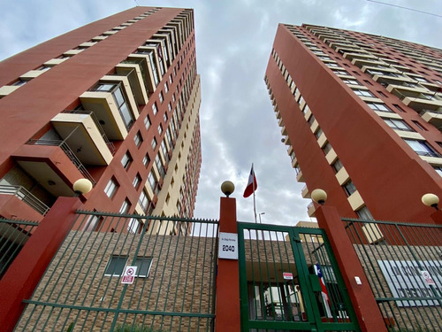 Arriendo Económico Departamento En Edificio Diego Portales
