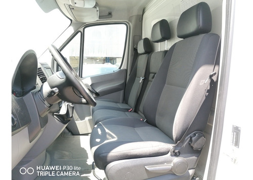 Imagen 8 de 10 de Volkswagen Crafter 2017 2.0 Chasis Cabina 5.0 Ton Lwb Mt