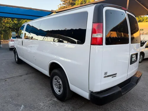 Chevrolet Express Van 2013 Ls 15