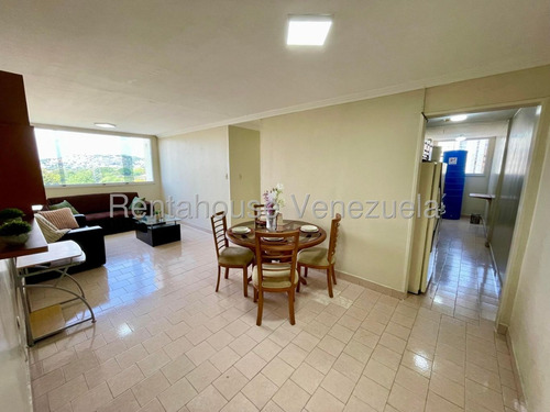 Hermoso Apartamento En Venta En Una De Las Zonas Mas Concurridas Al Este De La Ciudad,urb Club Hipico Las Trinitarias Barquisimeto - M -c -t- #// Monica Carrasquel, Rah Centro Occidente /*# Oportunida