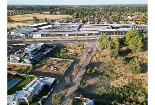 Terreno En Venta, A Cuadras Mall Vivo
