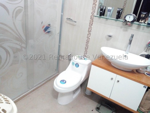 Imagen 12 de 14 de Casa En Venta Barrio Sucre Maracay 22-8046 Df