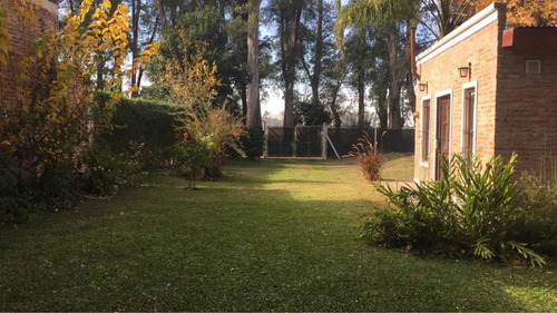 Imagen 11 de 17 de Pequeña Casaquinta / Casa De Campo Tipo Loft C/ Pileta Lujan