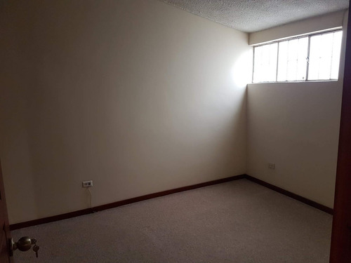 Imagen 9 de 14 de Casa Esquinera Comercial
