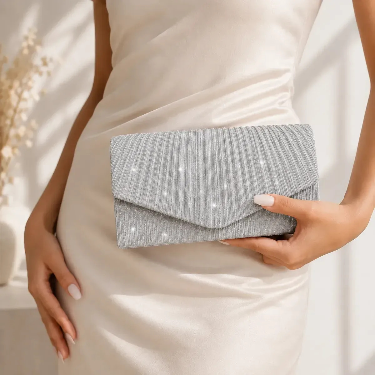 Bolsa Festa Feminina Carteira De Mão Com Corrente Clutch Brilho Prata