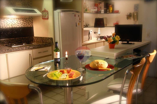 Flat À Venda Em Piedade, 2 Quartos, 1 Vaga, Com Vista Para O Mar - Fl0121