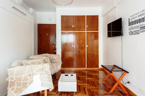 Imagen 14 de 30 de Departamento De 1 Ambiente - Con Balcón En Buenos Aires Centro - Av. Corrientes Y Casi Florida - A Metros De Subterráneo - Cerca De Obelisco - Alquiler Para Turismo Por Día Para 2 Personas