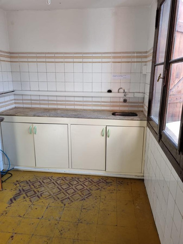 Imagen 23 de 23 de Casa -casa, Próximo 18 De Julio Y Tacuarembó, 248 M2 !!